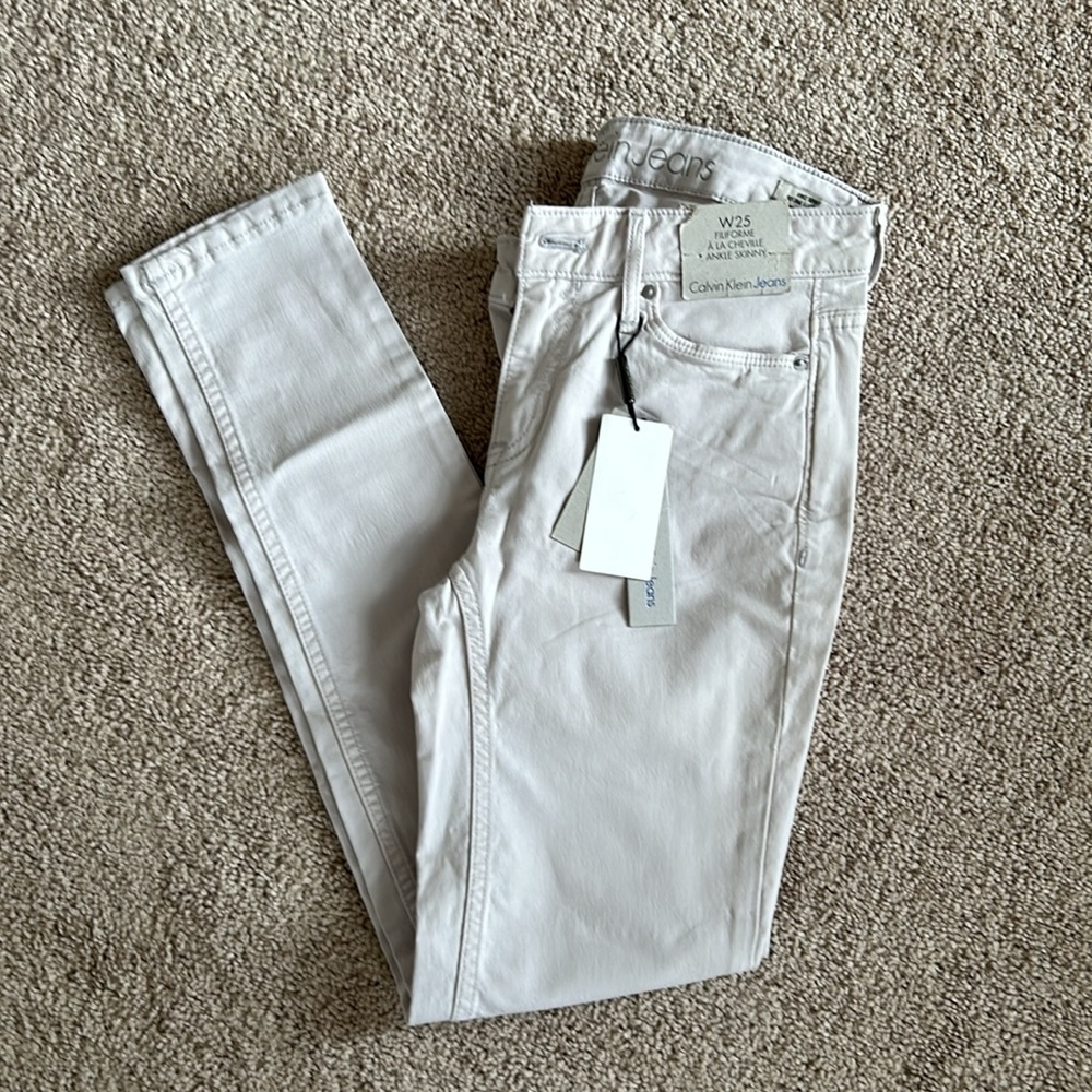 Calvin Klein Jeans - Picture 3 of 6